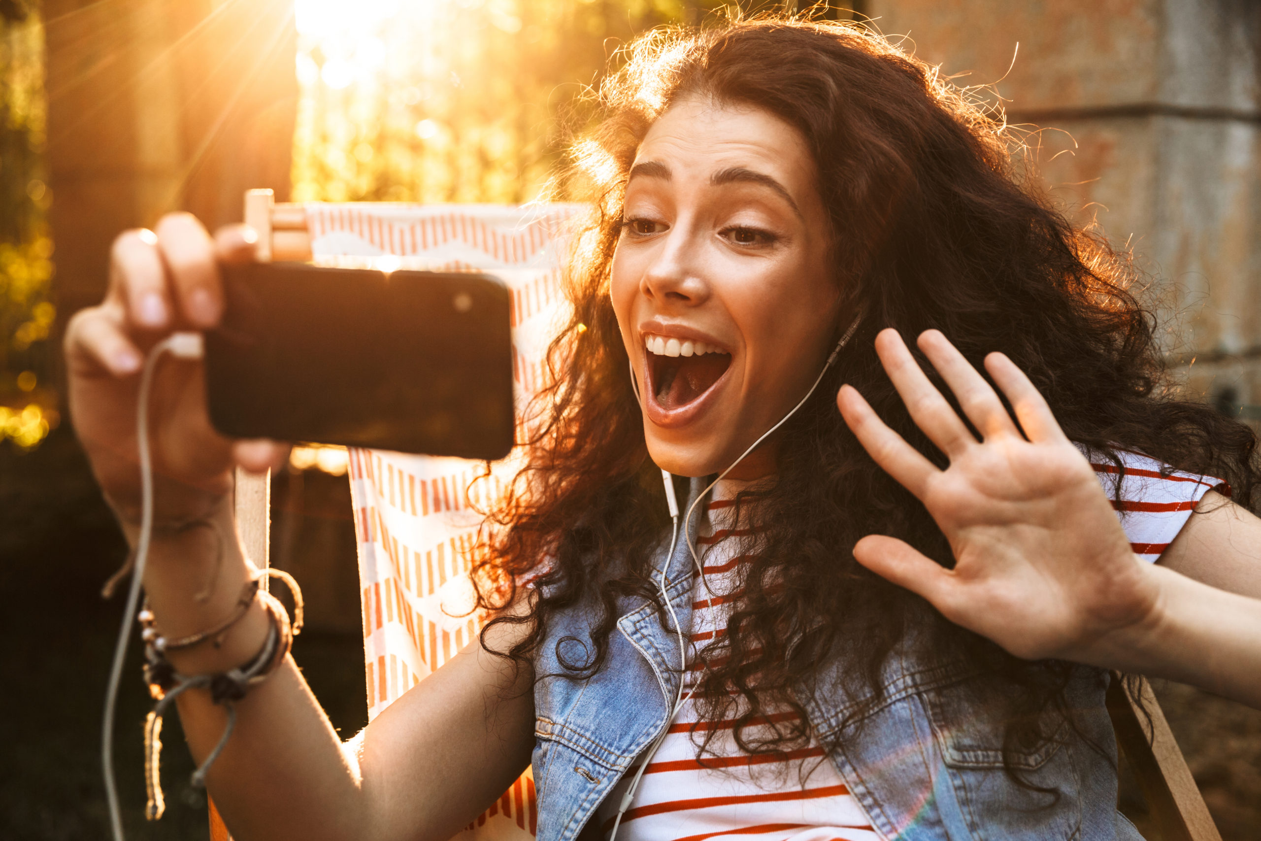 https://elements.envato.com/portrait-of-caucasian-excited-woman-18-20-smiling--5G9WBKJ